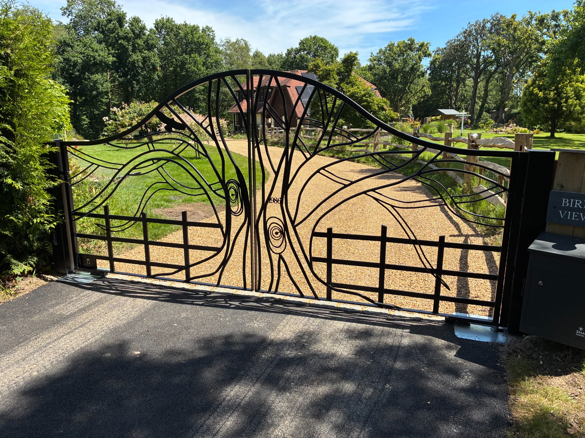 Custom decorative metal gate