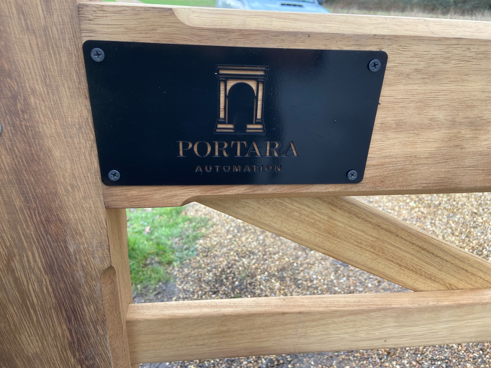 Portara branding detail